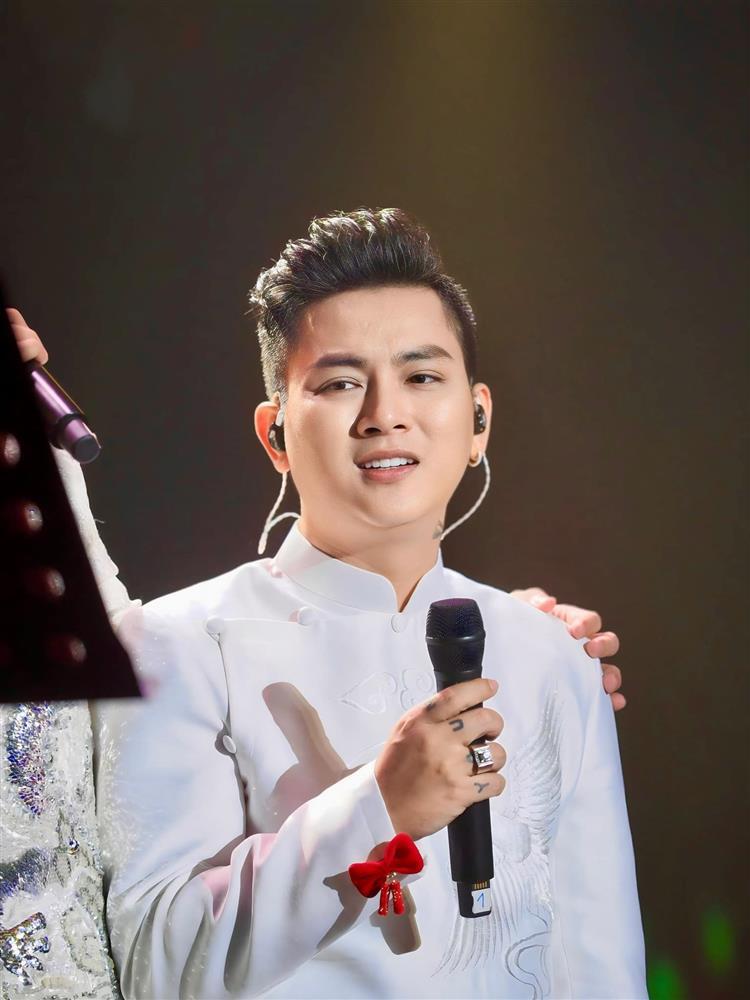 Hoài Lâm thay nghệ danh do Hoài Linh đặt-1