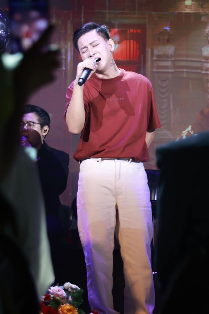 Hoài Lâm thay nghệ danh do Hoài Linh đặt-2