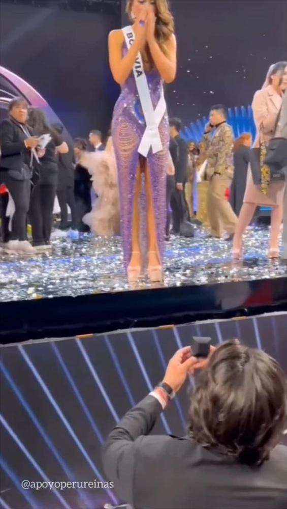 Người đẹp được cầu hôn trên sân khấu chung kết Hoa hậu Hoàn vũ-3