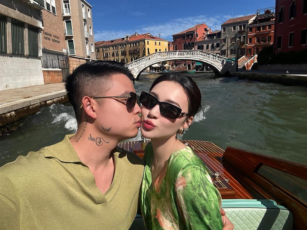 Chuyện tình đẹp và cuộc sống sang chảnh của mỹ nhân phim giờ vàng VTV-8