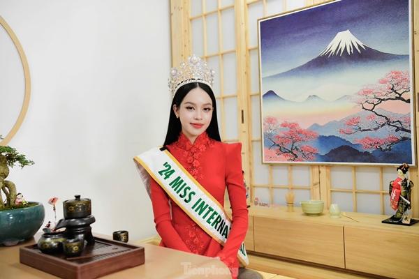 Hoa hậu Thanh Thủy: ‘Tôi muốn mua nhà, đổi xe cho bố mẹ’-12