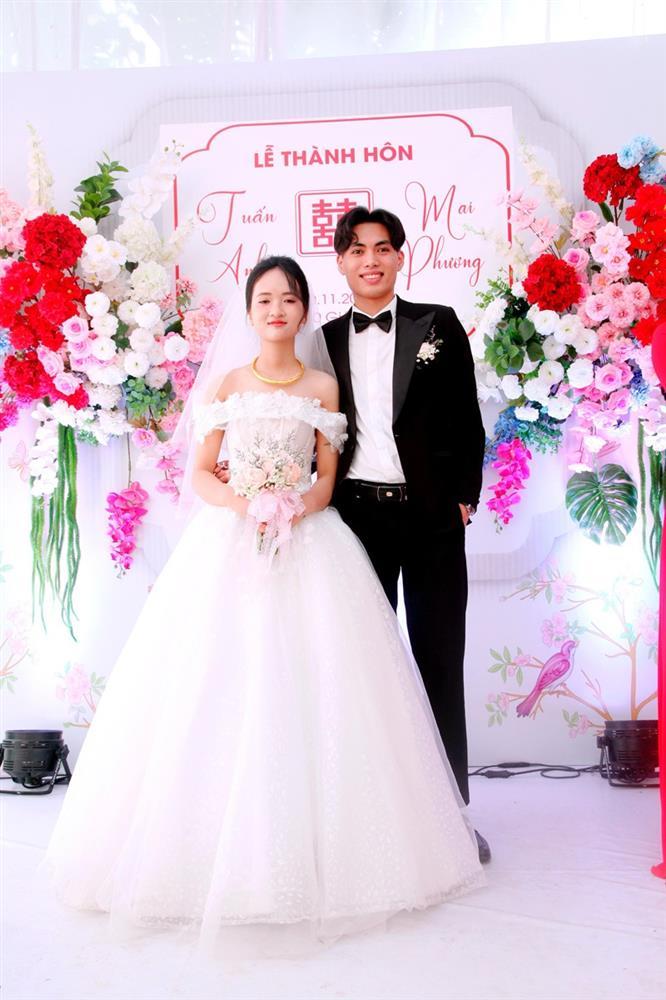 Chú rể Vĩnh Phúc bị thử thách uống 20 chén rượu mới được đón dâu-2