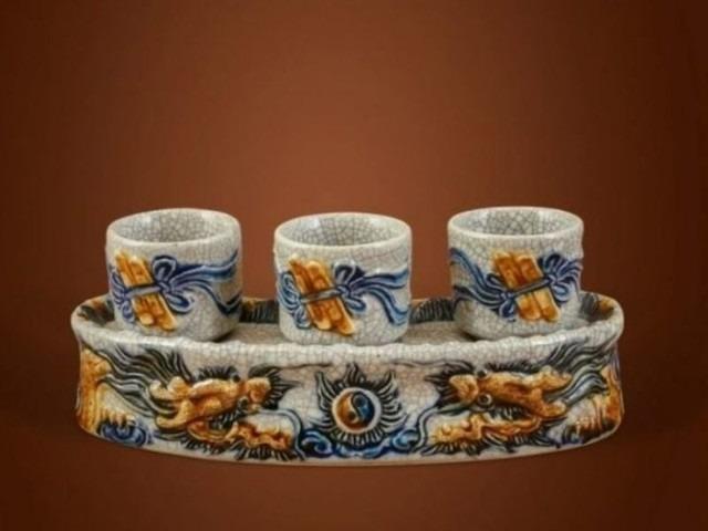 Bàn thờ để 3 chén hay 5 chén nước là đúng nhất-1