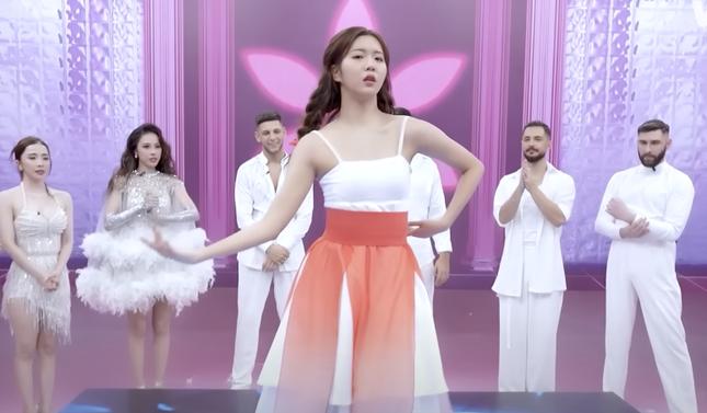Bước Nhảy Hoàn Vũ vừa trở lại đã gây tranh cãi-4