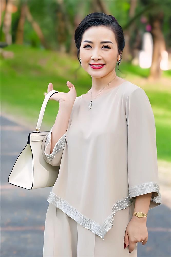 Khánh Huyền đóng cặp với Quốc Tuấn ở Người thổi tù và hàng tổng giờ ra sao?-10