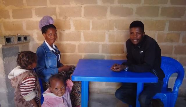 Chàng trai nghèo từng được Quang Linh Vlogs giúp đỡ vừa làm 1 việc khiến dân tình choáng: Giàu nhanh quá-4