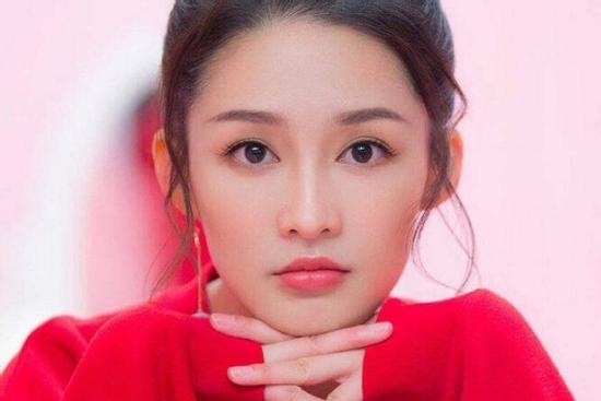 Hỷ sự ập vào nhà, 3 con giáp 'mở cửa' đón lộc, may mắn tiền tài không kể hết trong ngày 26/11/2024