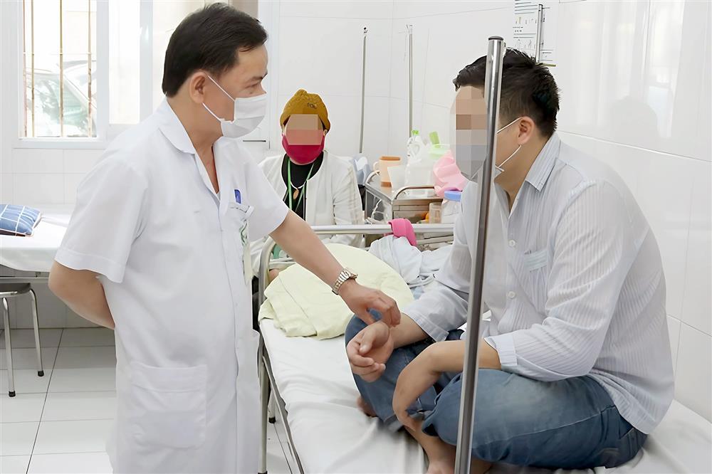 Nhập viện vì ảo tưởng quá giỏi giang-1