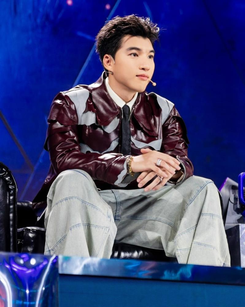 1 nhân vật làm cả bài văn thả thính HIEUTHUHAI, nam rapper nói 6 chữ gây bão cõi mạng!-3