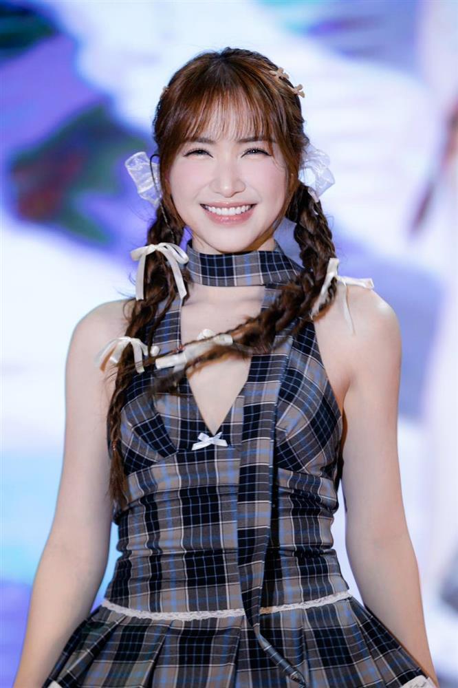 Hòa Minzy chưa hết long đong: Sinh con cho thiếu gia nhưng chưa từng cưới hỏi, sống kín đáo vẫn gặp rắc rối-8