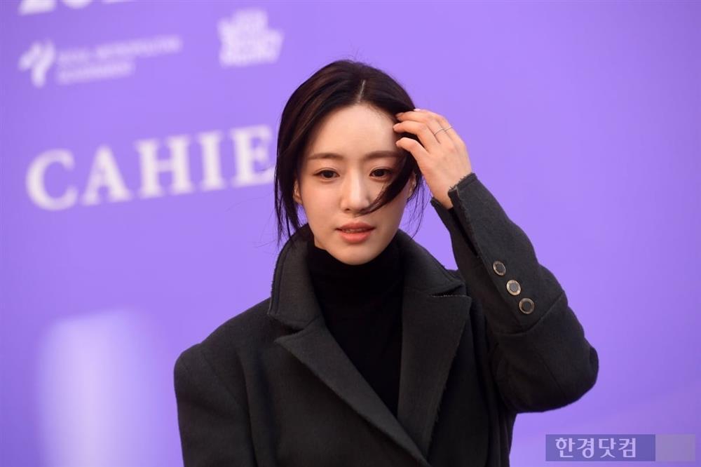 Thành viên T-ara nhận tin mẹ qua đời khi đang lưu diễn Việt Nam, tức tốc về Hàn Quốc chịu tang-1