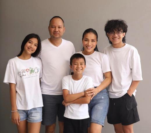 Ca sĩ Hồng Ngọc tại Mỹ: Hôn nhân viên mãn, thân thiết với Đàm Vĩnh Hưng-3