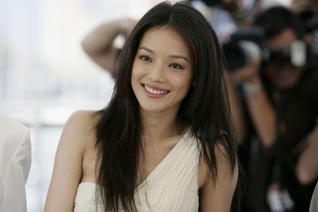 Thư Kỳ tiết lộ bức ảnh 'gây sốc' khi quay phim kinh dị