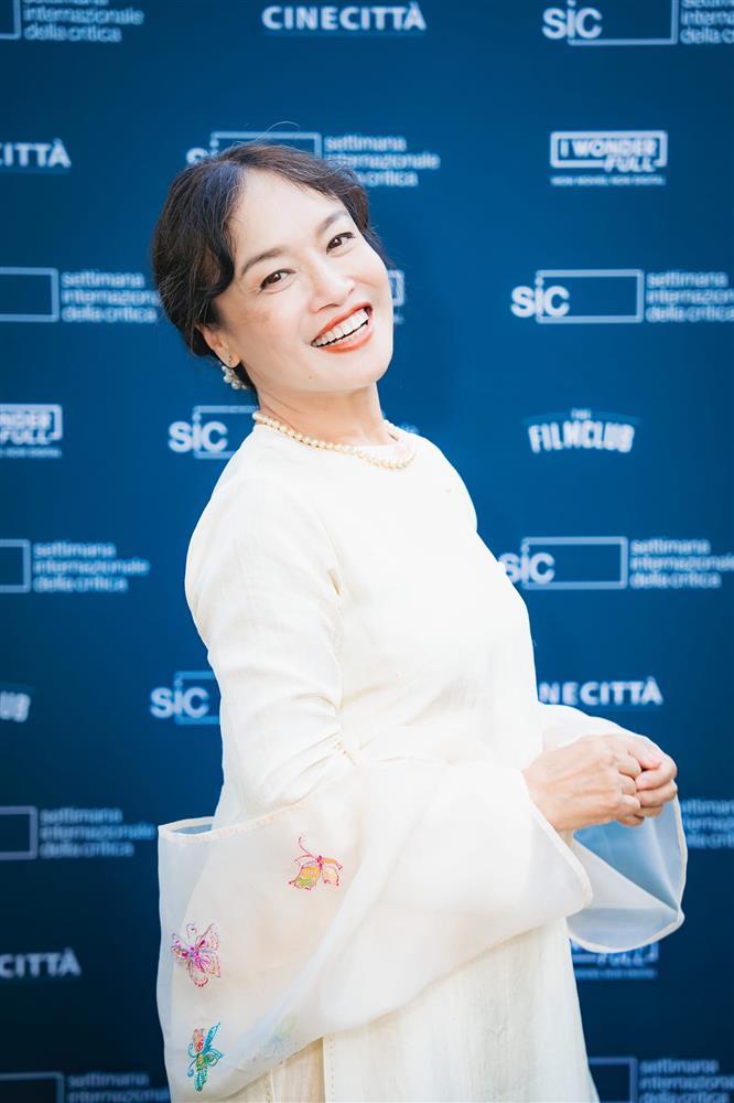 Diễn viên Tú Oanh choáng đến phát sốt khi đọc tin nhắn rủa mắng của khán giả-1