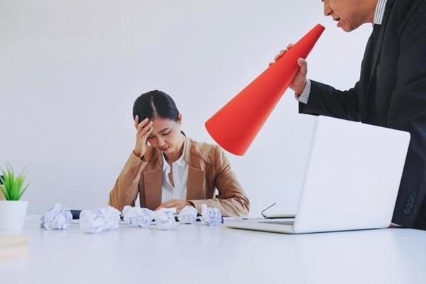 Phát hiện chồng qua lại với đồng nghiệp, tôi kiên quyết ly hôn để rồi thất thần chứng kiến cảnh tượng trước mắt-2