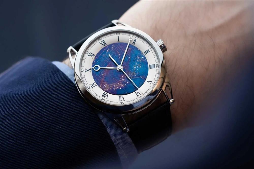 Thương hiệu đồng hồ khiến ông chủ Facebook phát cuồng: Liên tục mua 3 chiếc trong vài tuần, cái mới nhất giá bằng cả căn hộ-5