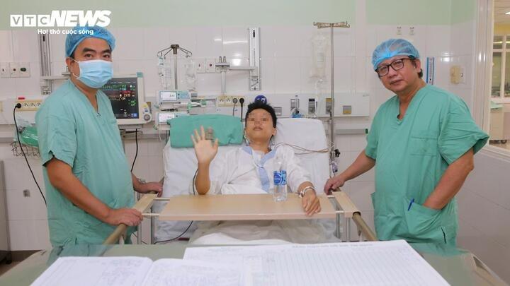 Trái tim chàng trai chết não đập trong lồng ngực thanh niên 23 tuổi ở Huế-3