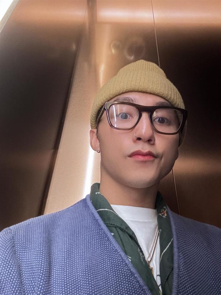 Sơn Tùng có lỗi gì trong vụ đi trà đá vỉa hè tại Hà Nội?-4