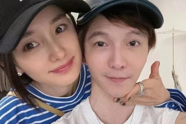 Rộ tin Dương Mịch thăm con gái nhưng bị gia đình chồng Lưu Khải Uy làm khó-4