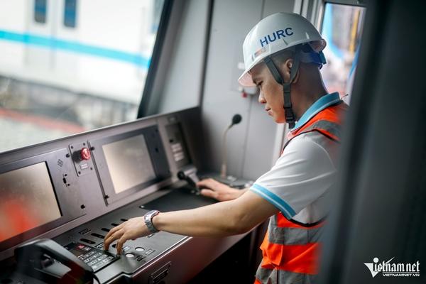 Bên trong trái tim của tuyến metro số 1 trước giờ vận hành thương mại-6