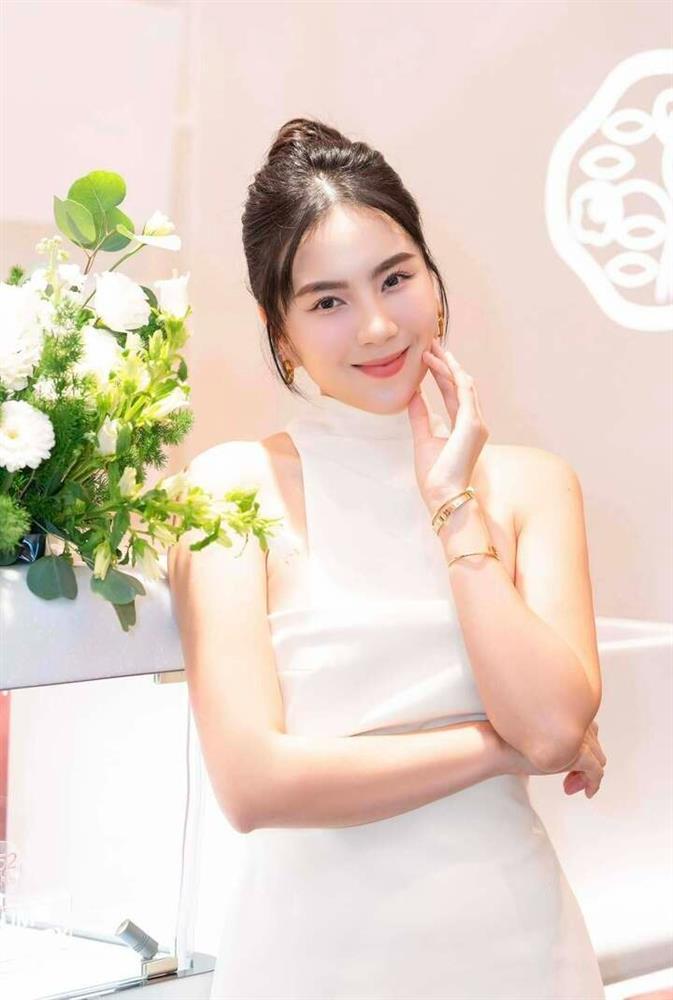 Cuộc sống của MC đẹp nhất VTV sau 1 năm chia tay chồng thiếu gia-8