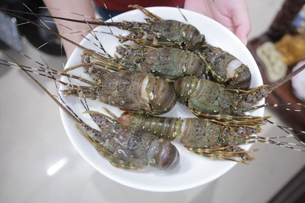 Mua tủ trên mạng, người phụ nữ sửng sốt khi phát hiện thứ bên trong-4