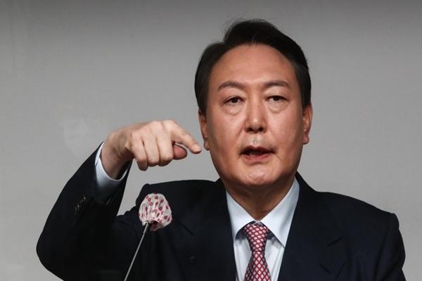 Cảnh tượng chưa từng có trong cuộc biểu tình chống Tổng thống Hàn Quốc-4