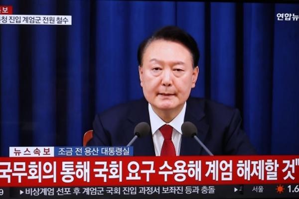 Phe đối lập Hàn Quốc đòi luận tội Tổng thống Yoon Suk Yeol ‘ngay lập tức’-2