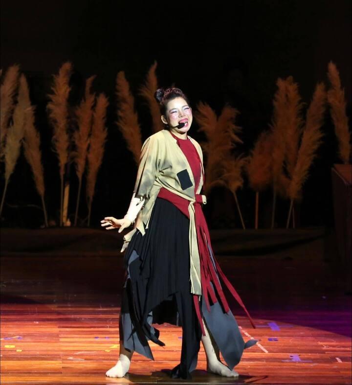 Con gái Thanh Thanh Hiền: Tuổi 20 trổ mã xinh đẹp, tài năng không kém mẹ-2