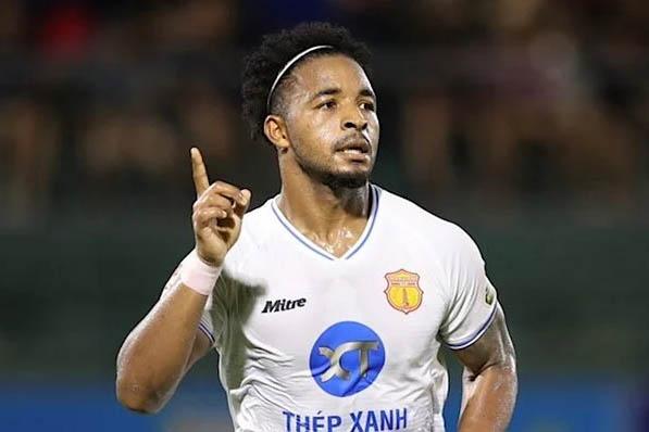 HLV Kim Sang-sik loại Đặng Văn Lâm-3