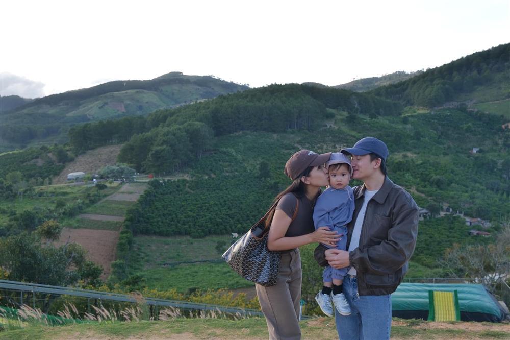 Vợ Phan Mạnh Quỳnh: Lâu chồng không chuyển khoản, tôi giả bộ hỏi câu này-3