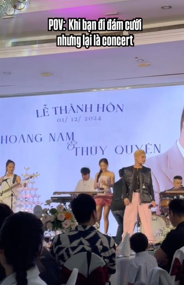 Đám cưới ở TP.HCM khiến 6,5 triệu người choáng vì mời nghệ sĩ nổi tiếng nhưng không tốn 1 xu-1