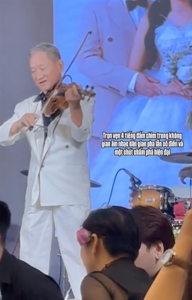 Đám cưới ở TP.HCM khiến 6,5 triệu người choáng vì mời nghệ sĩ nổi tiếng nhưng không tốn 1 xu-4