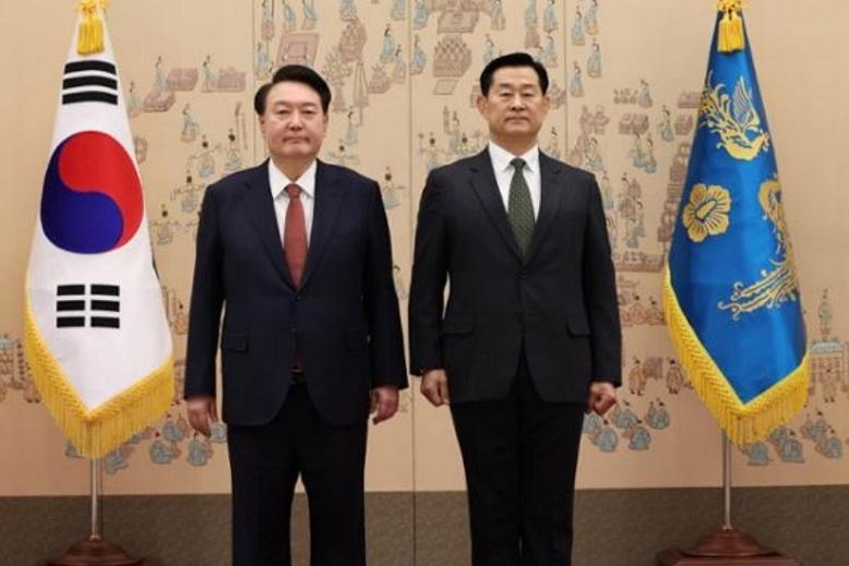 Thủ tướng Pháp chuẩn bị từ chức, khủng hoảng châu Âu thêm trầm trọng-2