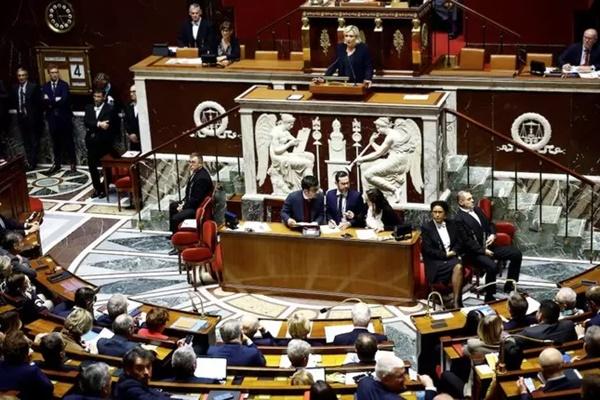 Lộ diện người sắp trở thành thủ tướng Pháp-2