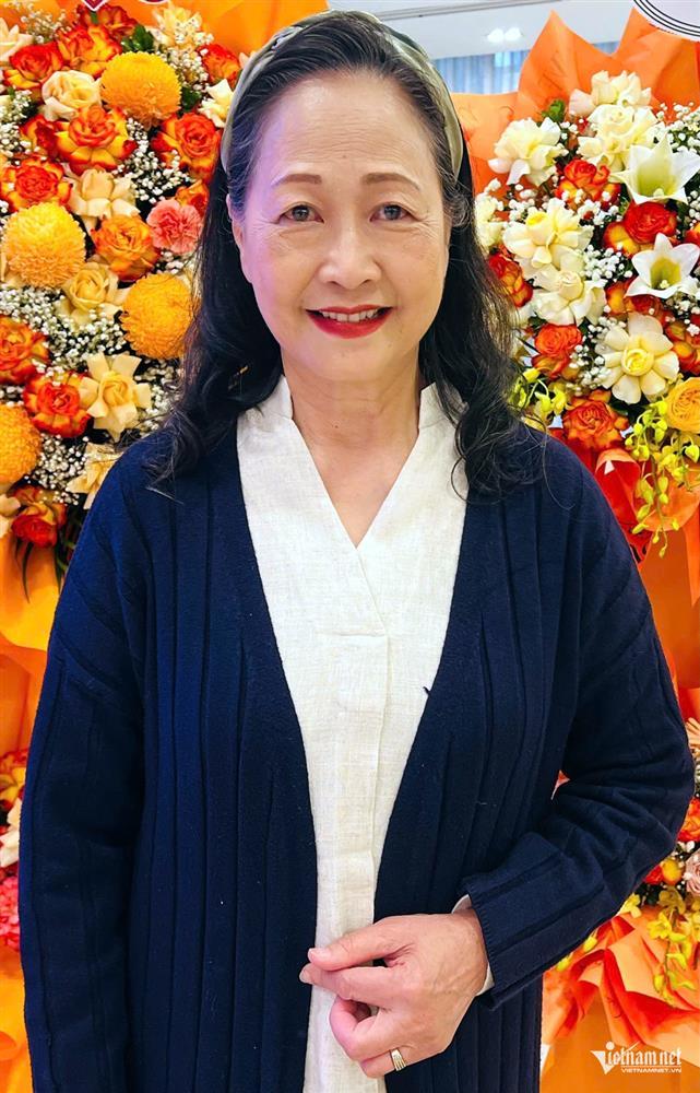 NSND Như Quỳnh tuổi 70 vẫn lướt TikTok, xứng danh mỹ nhân màn ảnh một thời-1