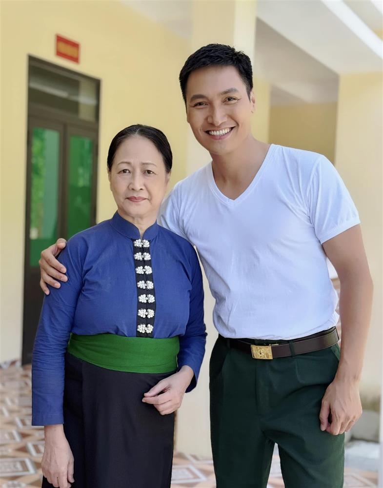 NSND Như Quỳnh tuổi 70 vẫn lướt TikTok, xứng danh mỹ nhân màn ảnh một thời-3