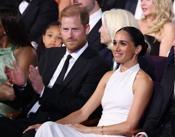Giữa tin đồn ly hôn với Meghan Markle, Hoàng tử Harry công khai lên tiếng-1