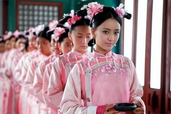 Cực hiếm: Bé gái vượt ngàn chông gai chào đời với 9 vòng dây rốn quấn cổ-2