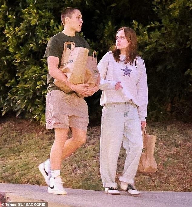 Brad Pitt cầu xin hai con-4