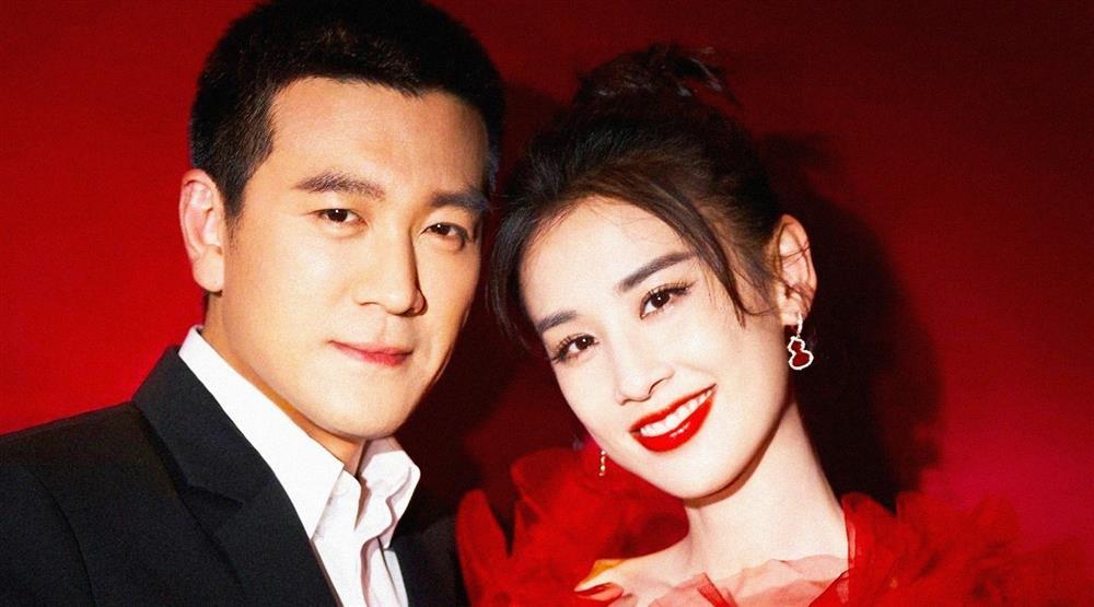 Lộ gia thế không tầm thường của nữ diễn viên hạng A quỳ gối rửa chân cho chồng đại gia-9