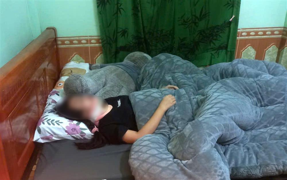 Nữ sinh lớp 11 bị đánh hội đồng đến gãy đốt sống cổ, tổn thương sức khỏe 23%-1