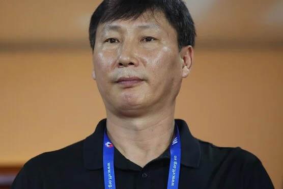 HLV Kim Sang-sik: Trận ra quân gặp Lào còn hơn cả một trận đấu-2