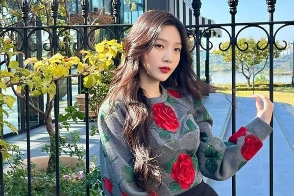 Áo nỉ mặc với quần gì?-7