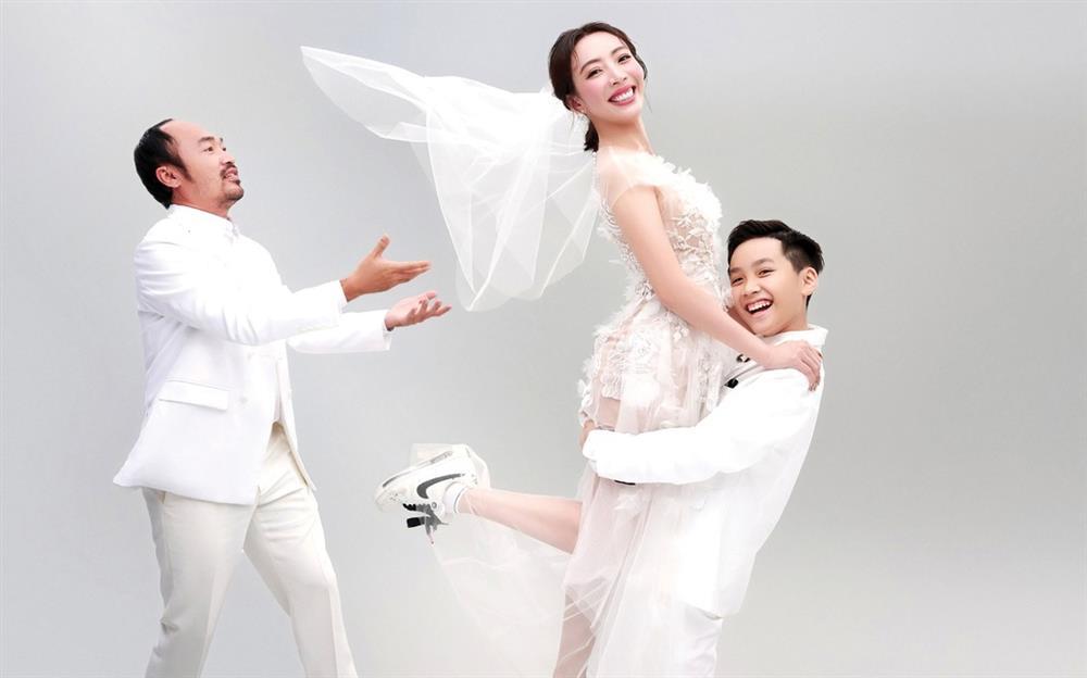 Vợ chồng Tiến Luật - Thu Trang: Cứ hở ra là chụp ảnh cưới-1