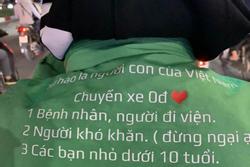 Dòng chữ phía sau tài xế Grab khiến nữ hành khách cay mắt, biết danh tính càng bất ngờ