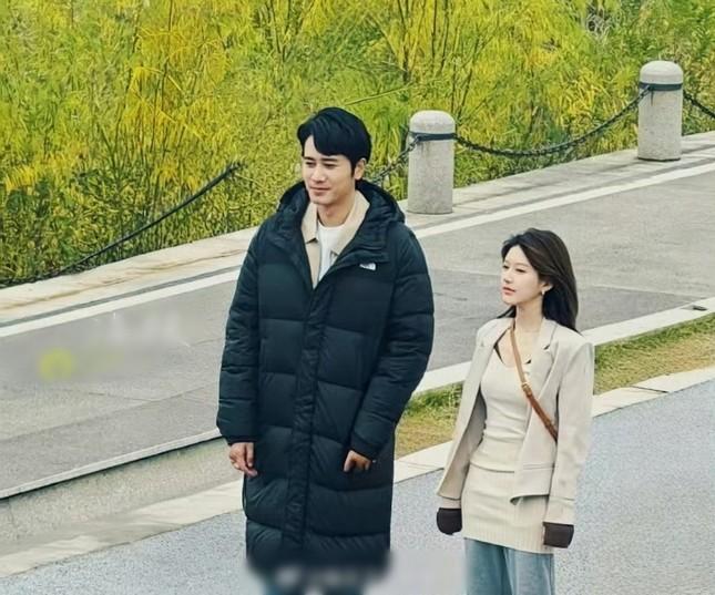 Lưu Diệc Phi khiến Triệu Lộ Tư rơi vào tình huống xấu hổ-2