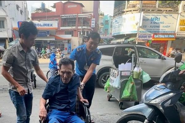 Con trai Thương Tín ở đâu khi bố ngồi xe lăn, phải nhờ nhạc sĩ Tô Hiếu tiếp tục cưu mang?-3