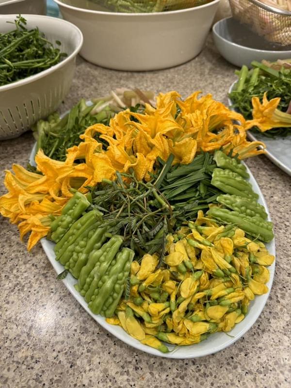 3 mẹo tăng collagen trong bữa ăn giúp Tăng Thanh Hà U40 da luôn căng mịn, đầy sức sống-3