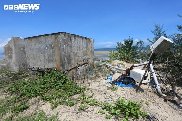 Sóng công phá loạt bờ biển ở Quảng Nam, dân nơm nớp lo sợ-3